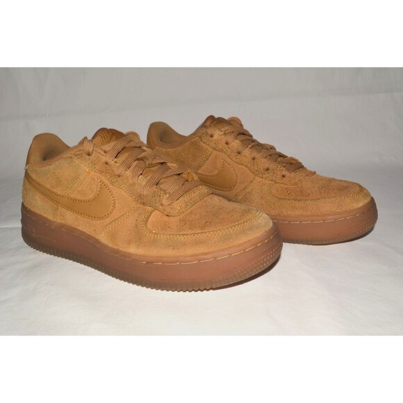 Nike Air Force 1 Sz 4.5Y Low Wheat Flax Suede Youth Sneakers - Picture 1 of 8
